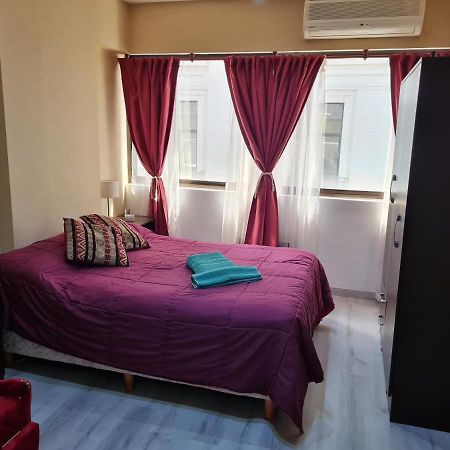 Monoambiente A 300 Metros Del Obelisco Apartment Buenos Aires Bagian luar foto