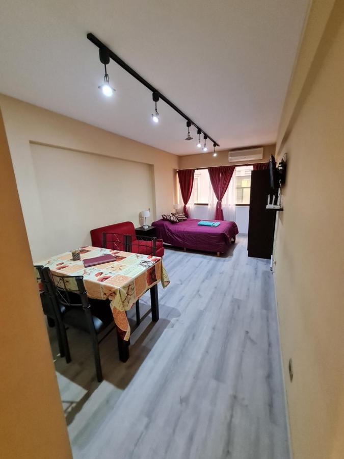 Monoambiente A 300 Metros Del Obelisco Apartment Buenos Aires Bagian luar foto
